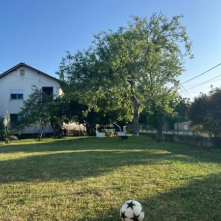 Apartman Soni Jagodina- Free Jacuzzi, Private Parking, Pet Friendly Jagodina